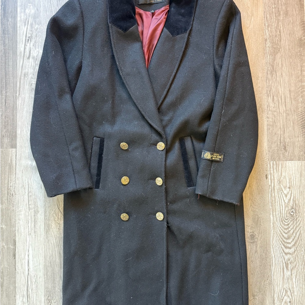 Elegant Black Double-Breasted Women's Coat